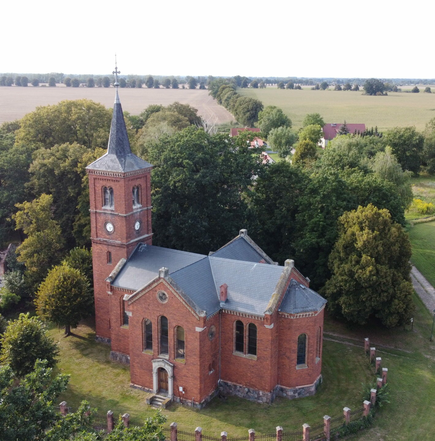 Luftaufnahme der Kirche, (c) Sven Hegermann 2023